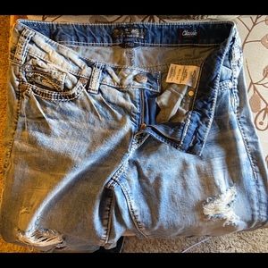 Silver Classic Capri